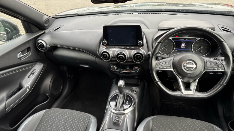 Nissan Juke 1.0 DiG-T 114 N-Connecta 5dr DCT Petrol Hatchback